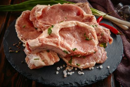 Маринованный антрекот из свинины